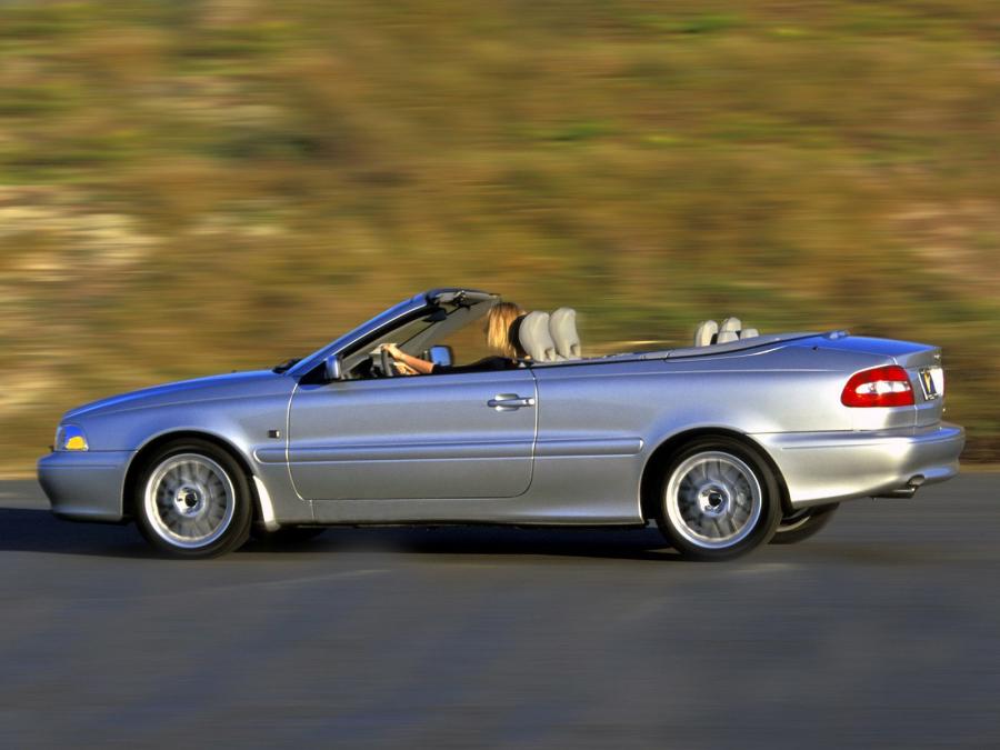  Volvo C70 Convertible 1998 года  (фото 9 из 33)